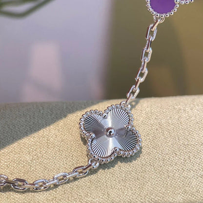 [Elara]GLÜCKSKLEE-ARMBAND MIT 5 MOTIVEN – VIOLETTE KOLLEKTION