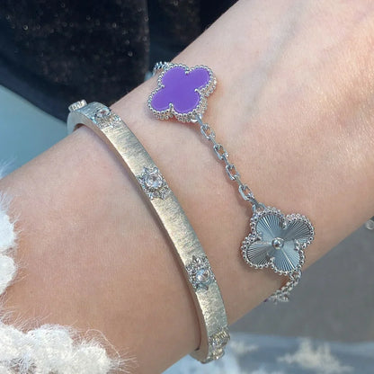 [Elara]GLÜCKSKLEE-ARMBAND MIT 5 MOTIVEN – VIOLETTE KOLLEKTION