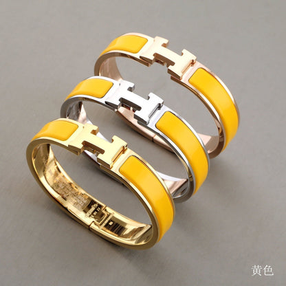 [Elara]H GELBES ARMBAND