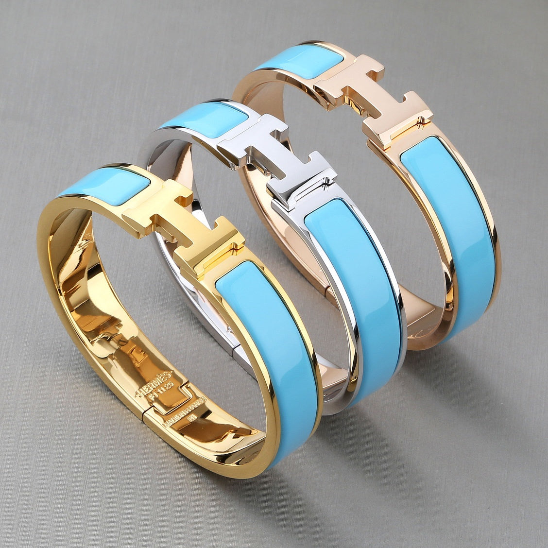 [Elara]H CLOUD BLUE BRACELET