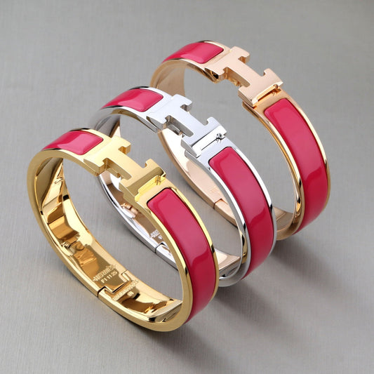 [Elara]H ROTES ARMBAND