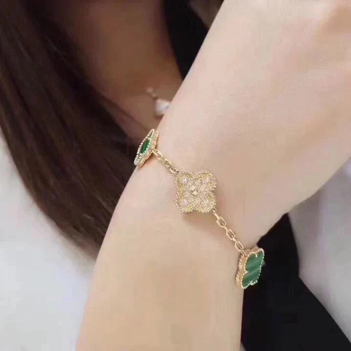 [Elara]GLÜCKKLEE 5-MOTIV-ARMBAND - MALACHIT-KOLLEKTION