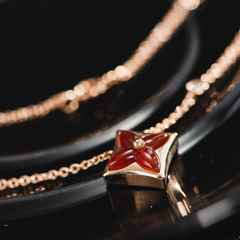 [Elara]STERNKETTE ROSÉGOLD 1 DIAMANT