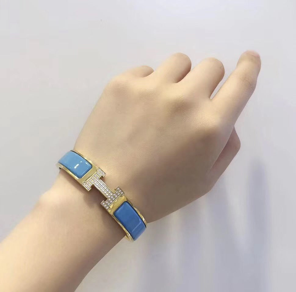 [Elara]H CLOUD BLUE BRACELET GOLD DIAMOND