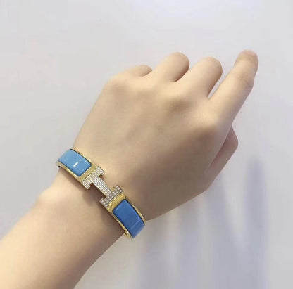 [Elara]H CLOUD BLUE BRACELET GOLD DIAMOND