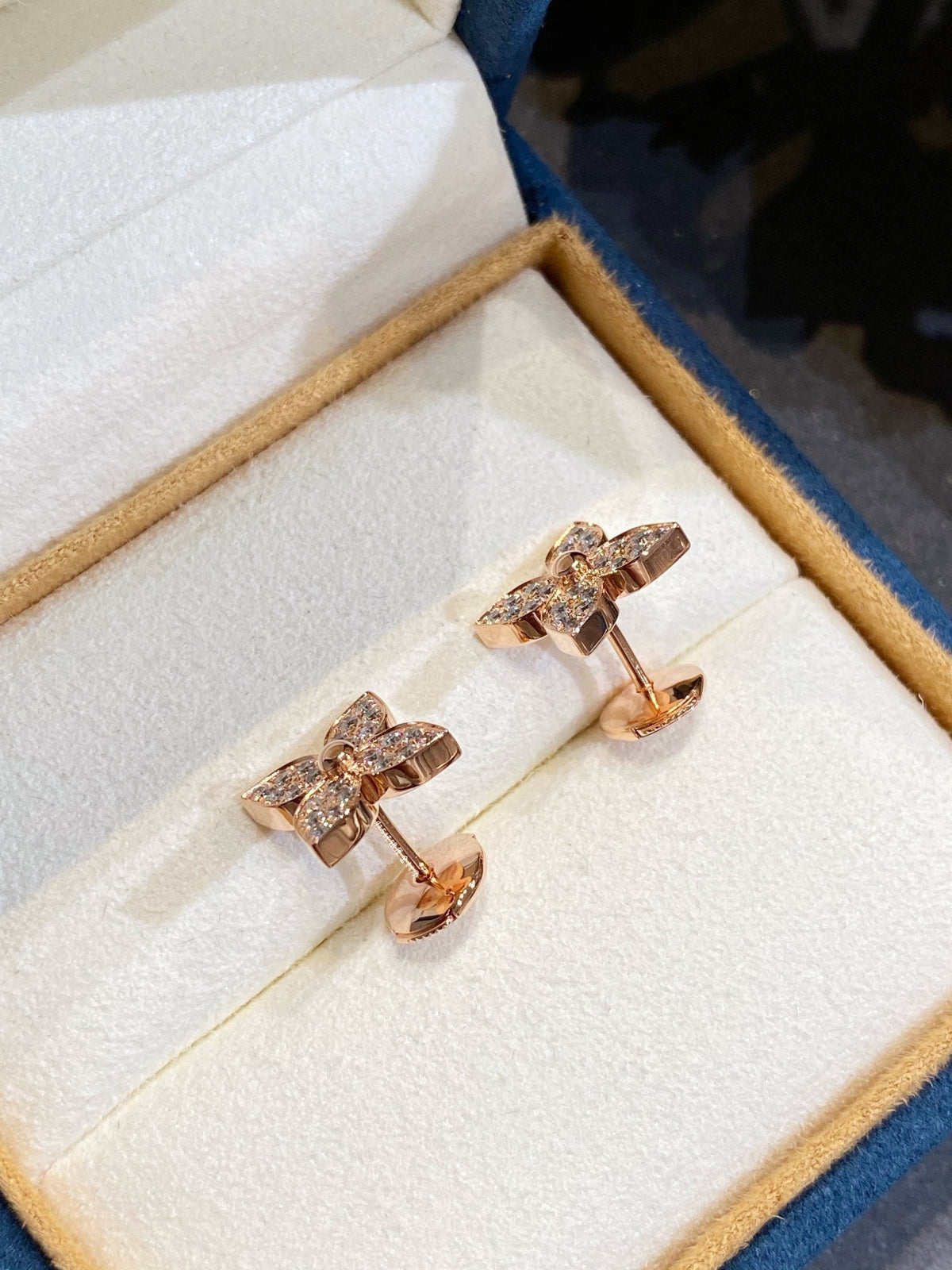 [Elara]STAR DIAMOND EARRINGS