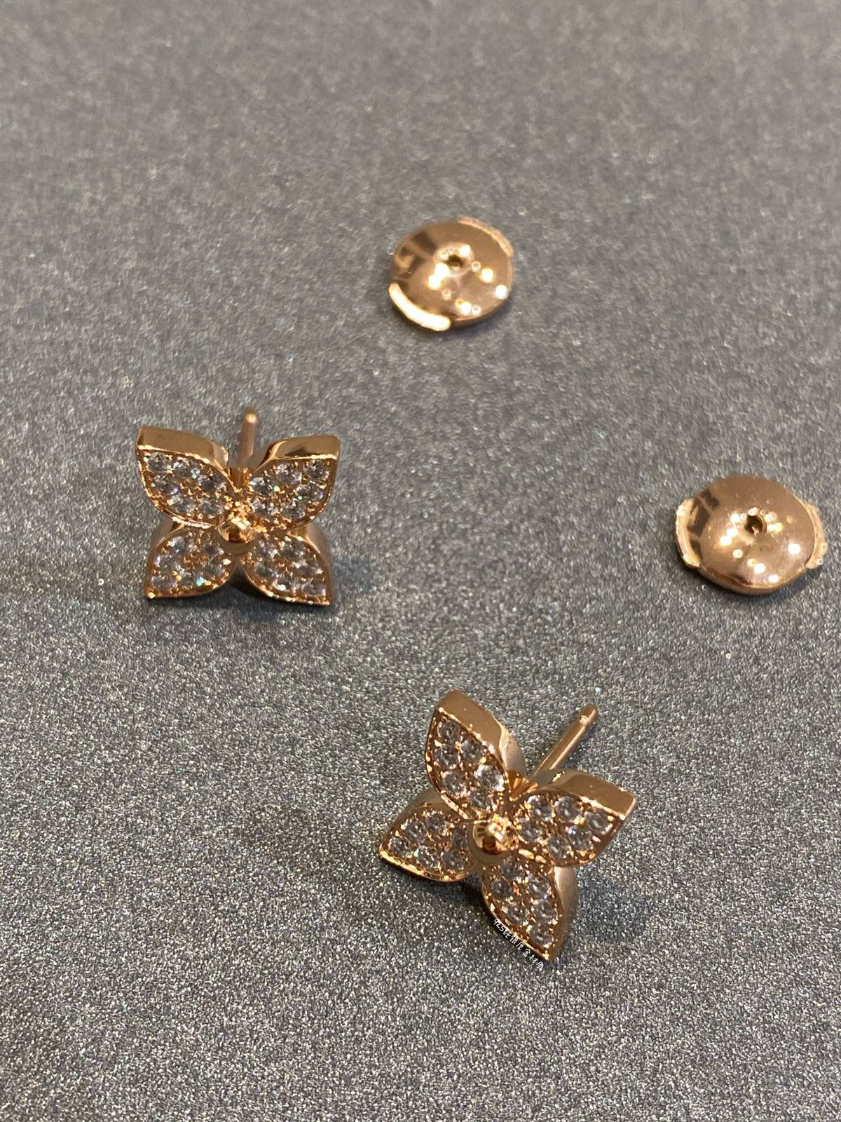 [Elara]STAR DIAMOND EARRINGS