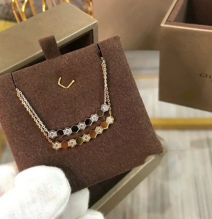 [Elara]BEE LOVE NECKLACE DIAMOND