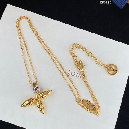 [Elara]LOUISETTE PEDANT GOLD NECKLACE