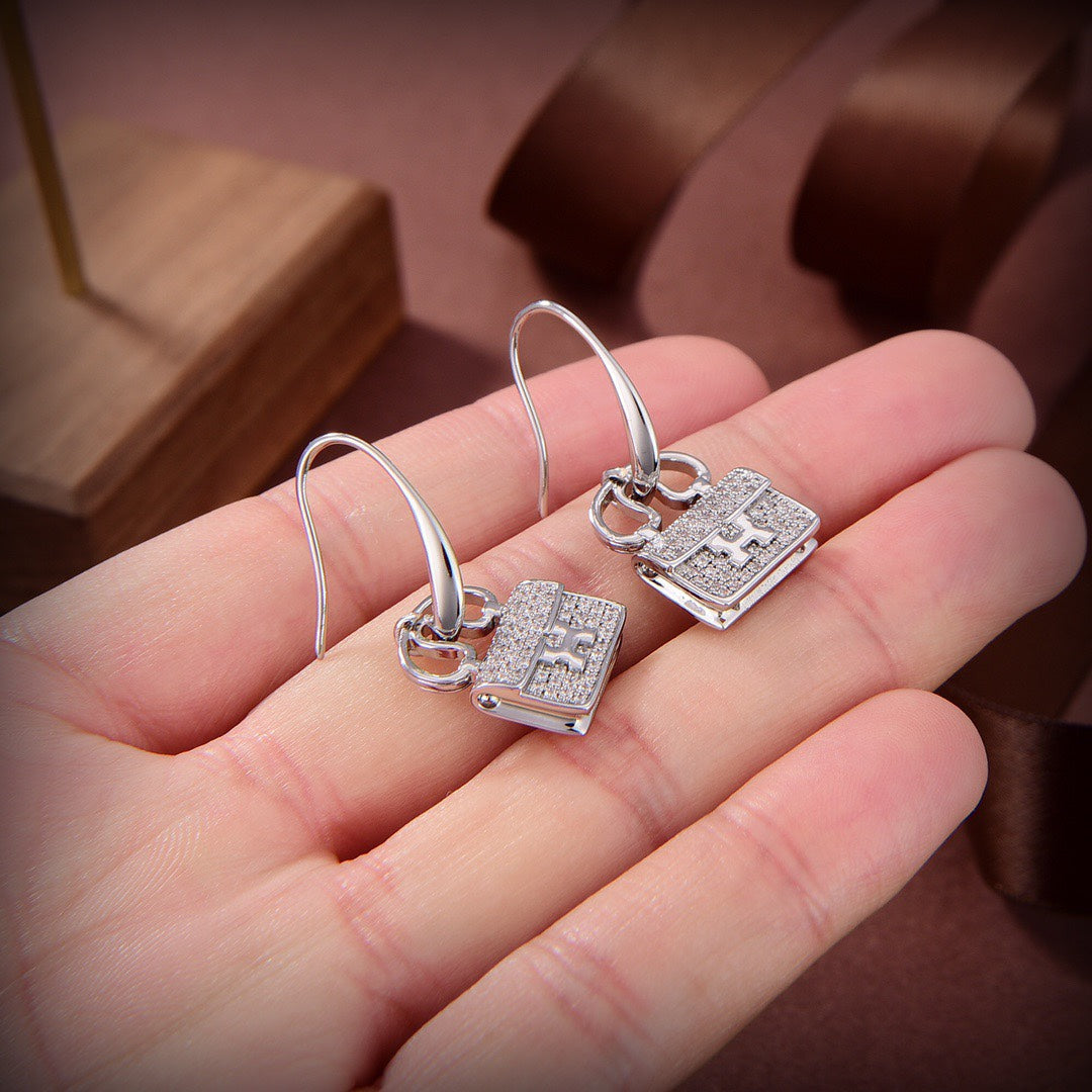 [Elara]KELLY DIAMOND EARRINGS