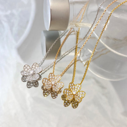 [Elara]PAVÉ DIAMANT BLUMEN ANHÄNGER HALSKETTE