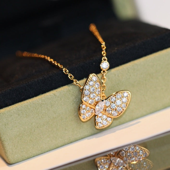 [Elara]HALSKEKETTE MIT SCHMETTERLING-DIAMANT-ANHÄNGER