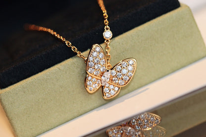 [Elara]HALSKEKETTE MIT SCHMETTERLING-DIAMANT-ANHÄNGER