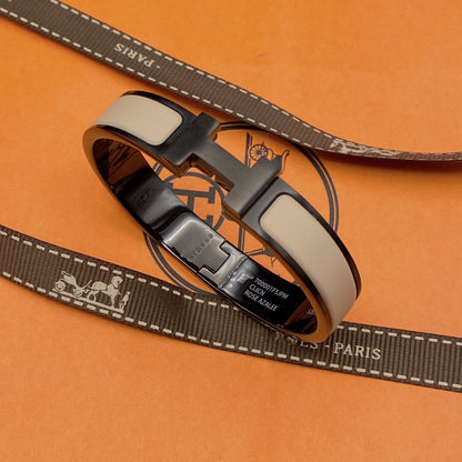 [Elara]H BRACELET 12MM BLACK BEIGE CERAMIC