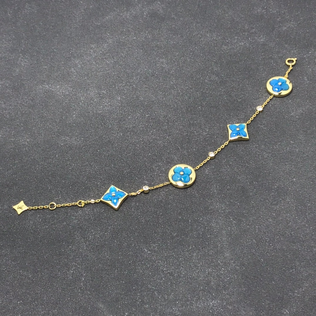 [Elara]STAR AND SUN TURQUOISE 4 MOTIFS 3 DIAMONDS