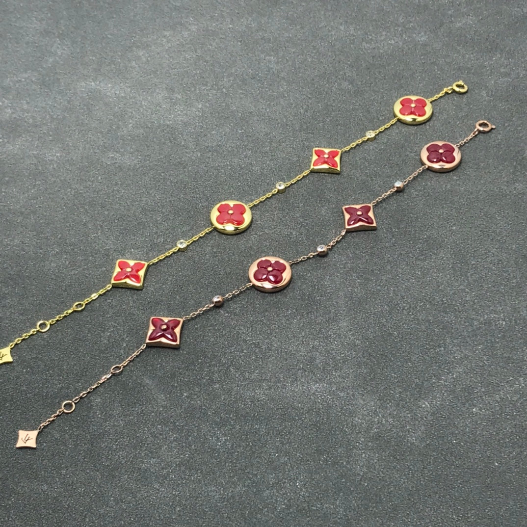 [Elara]STAR AND SUN CARNELIAN 4 MOTIFS 3 DIAMANTEN