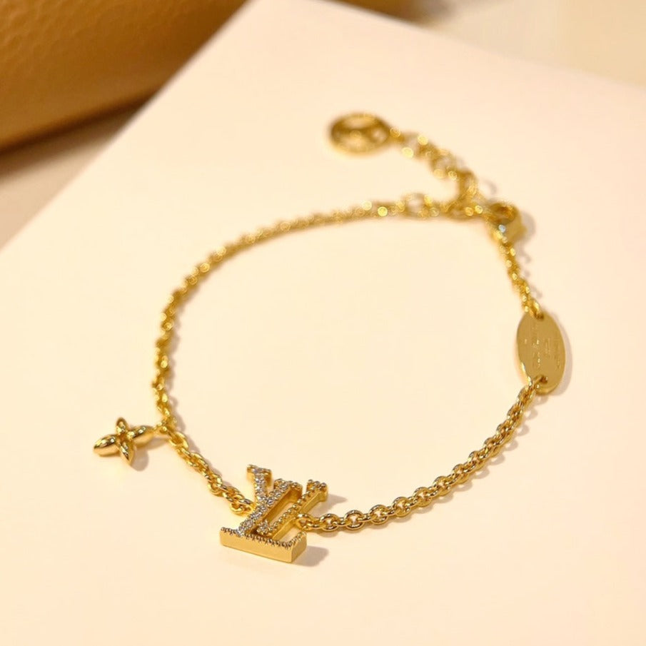 [Elara]LOGO STAR MOTIF GOLD BRACELET