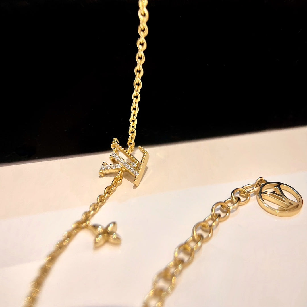 [Elara]LOGO STAR MOTIF GOLD BRACELET