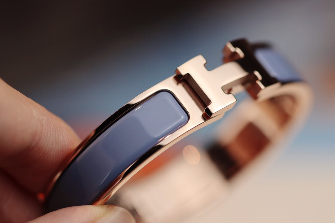 [Elara]H ARMBAND 12MM BLAUGRAU
