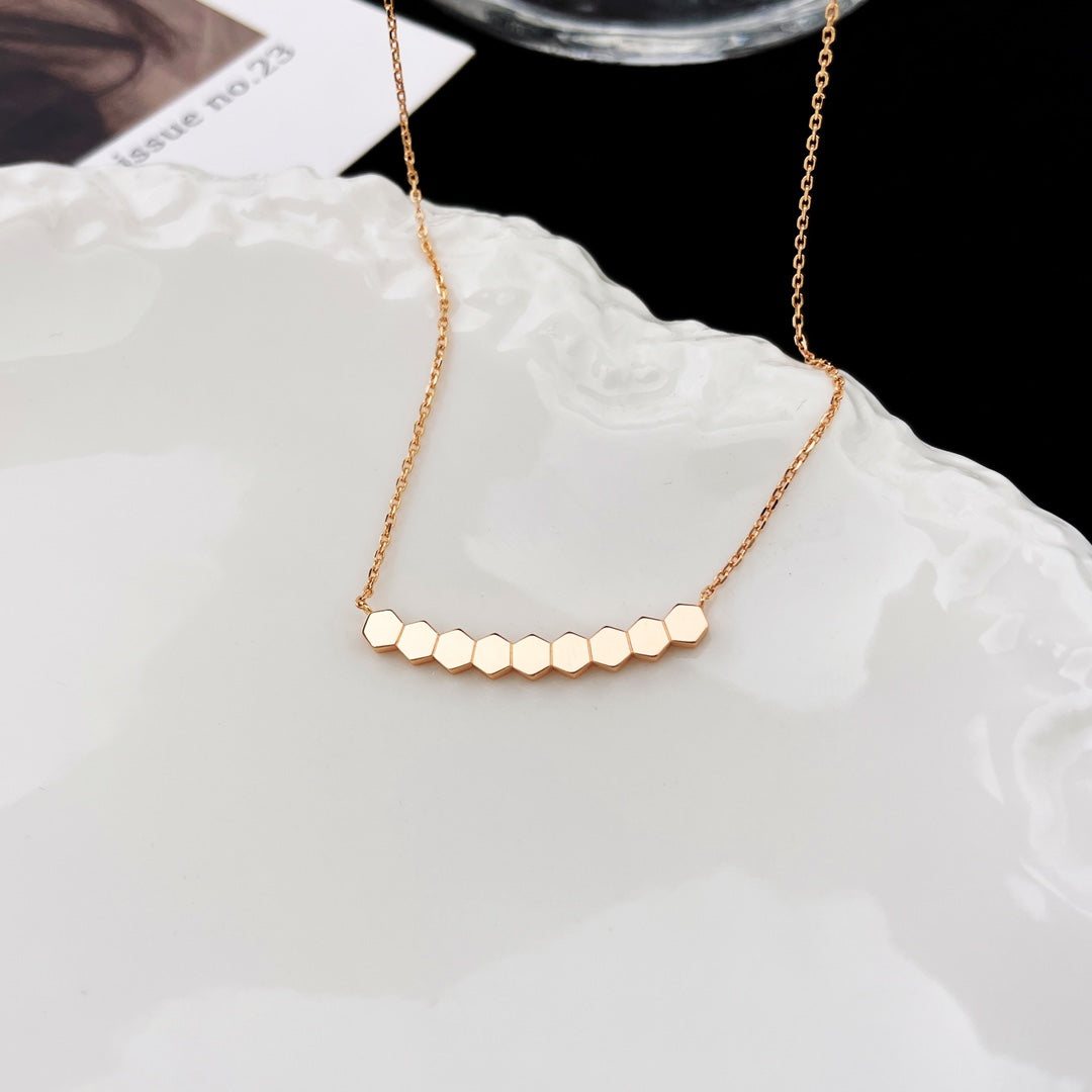 [Elara]BEE MY LOVE DIAMOND NECKLACE