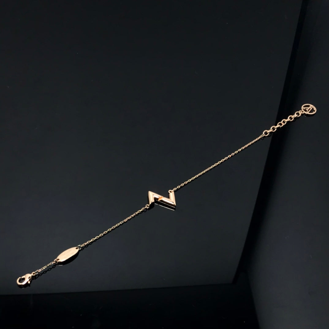 [Elara]VOLT LV LOGO BRACELET