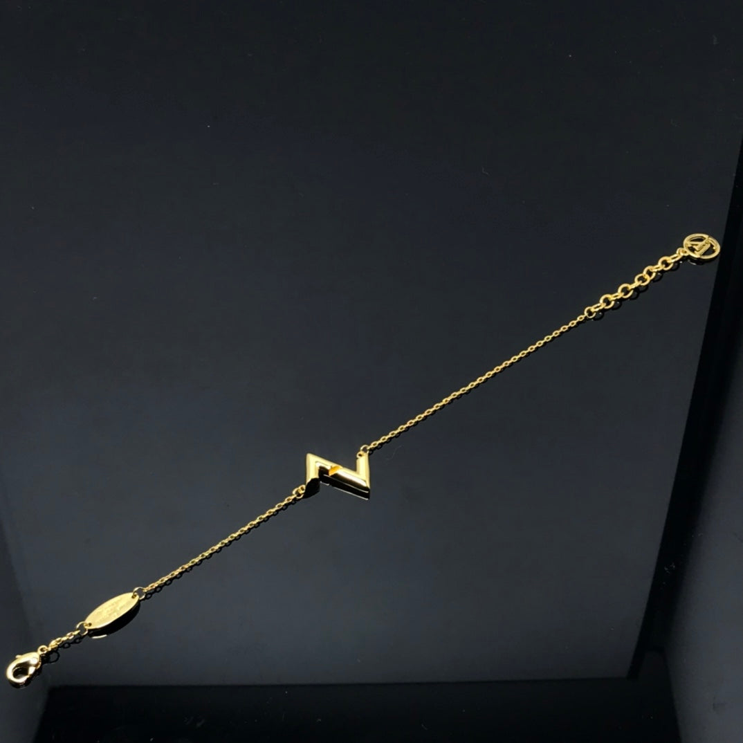 [Elara]VOLT LV LOGO BRACELET