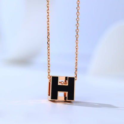 [Elara]H CAGE ROSE GOLD NECKLACE