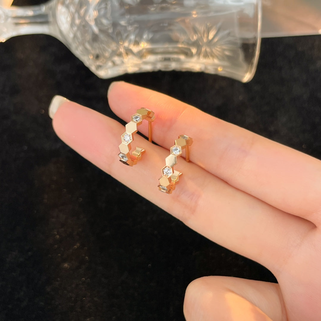 [Elara]BEE LOVE DIAMOND HOOP EARRINGS