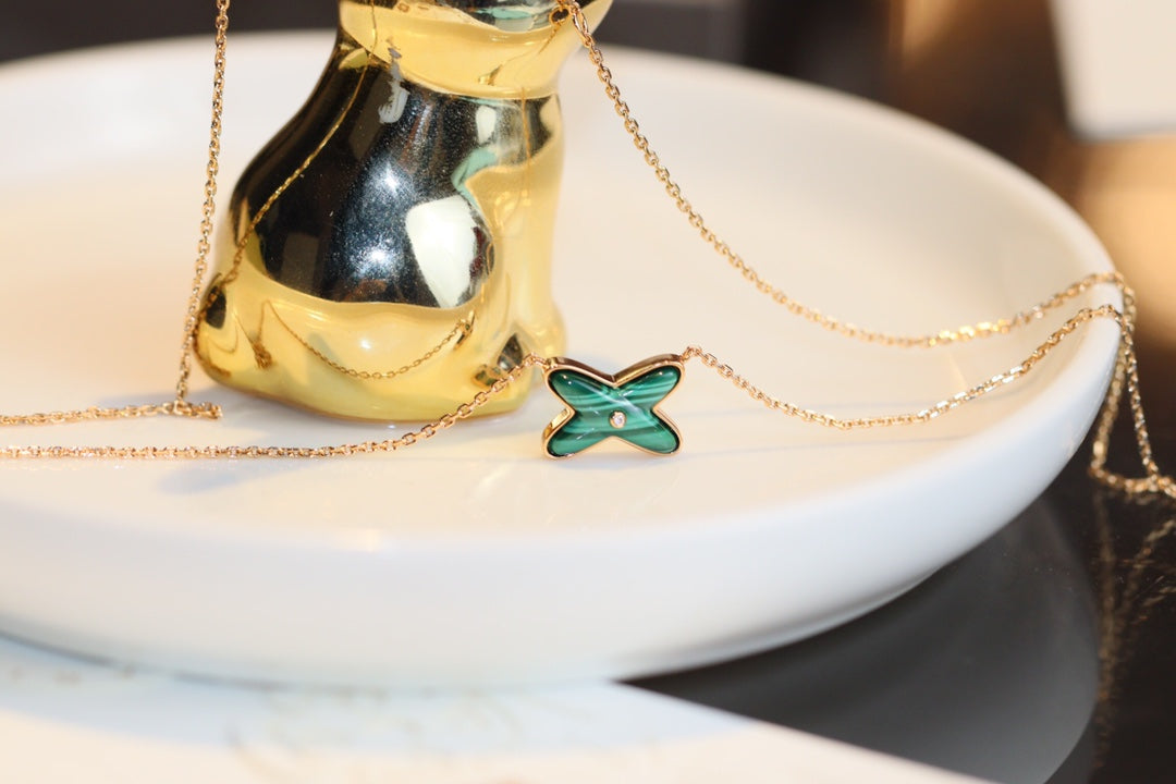 [Elara]JEUX MALACHITE 1 DIAMOND ROSE GOLD NECKLACE