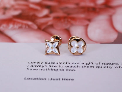 [Elara]STAR AND SUN ROSE GOLD MOP STUD EARRINGS