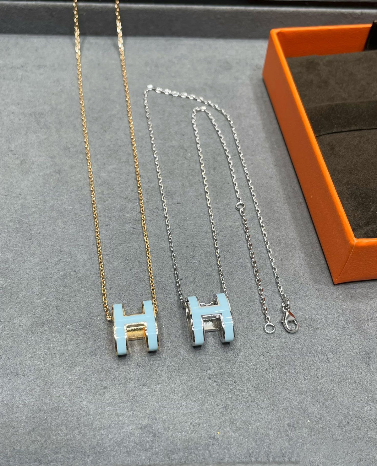 [Elara]POP H SKY BLUE NECKLACE