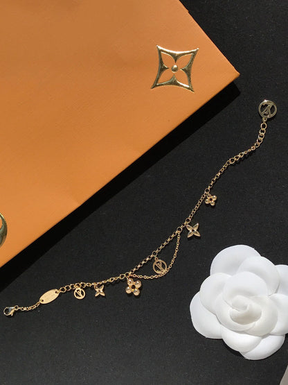 [Elara]BLOOMING ROSE GOLD MOP BRACELET