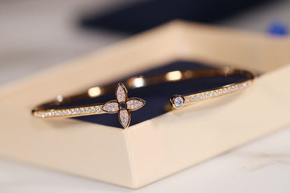 [Elara]IDYLLE GOLD OPEN BRACELET DIAMOND PAVED