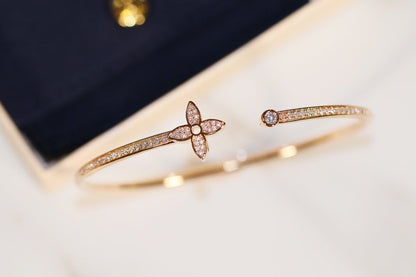 [Elara]IDYLLE GOLD OPEN BRACELET DIAMOND PAVED