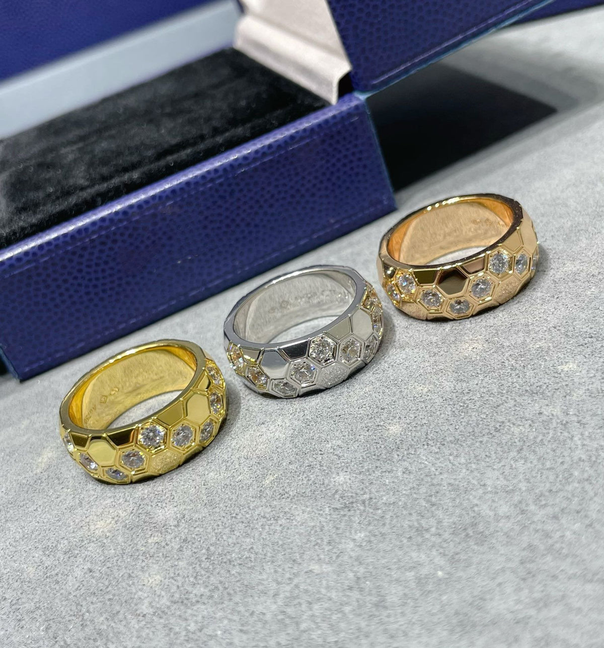 [Elara]BEE LOVE DIAMOND LARGE RING
