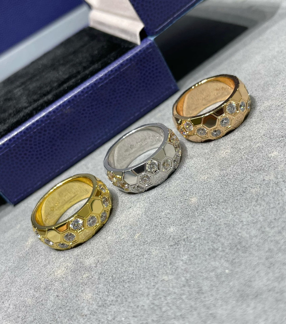 [Elara]BEE LOVE DIAMOND LARGE RING