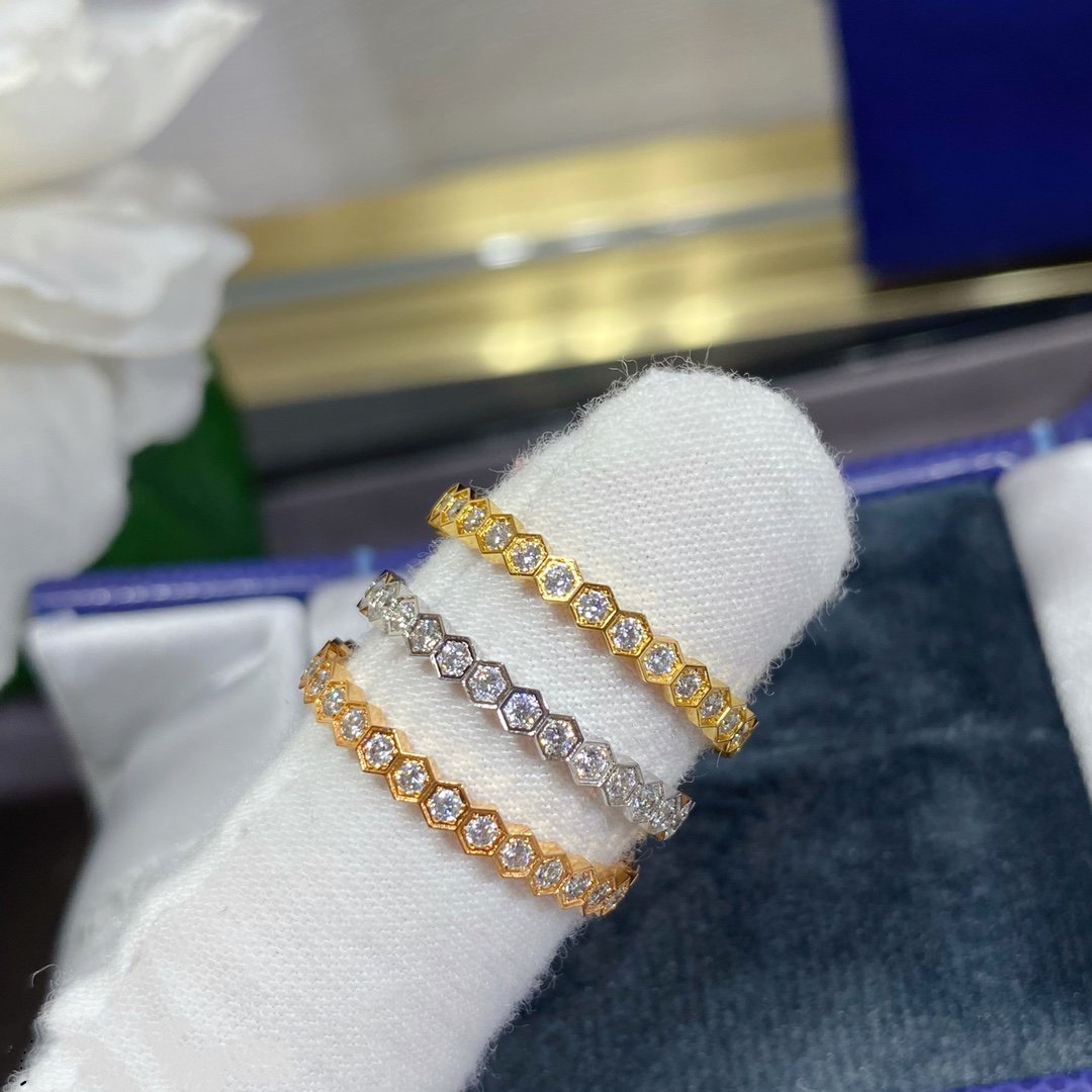 [Elara]BEE LOVE DIAMOND PAVED SMALL RING