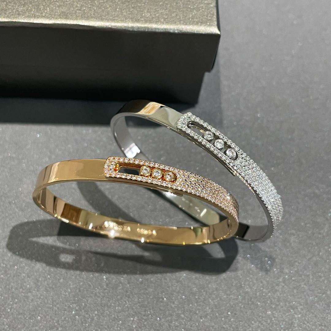[Elara]MOVE NOA PAVÉ DIAMOND BANGLE BRACELET
