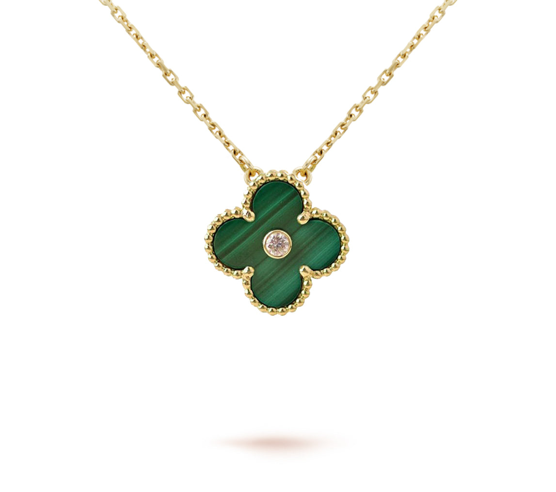 [Elara]LIMITED EDITION CHRISTMAS CLOVER FLOWER NECKLACE - 15MM ANNUAL COLLECTIBLE PENDANT