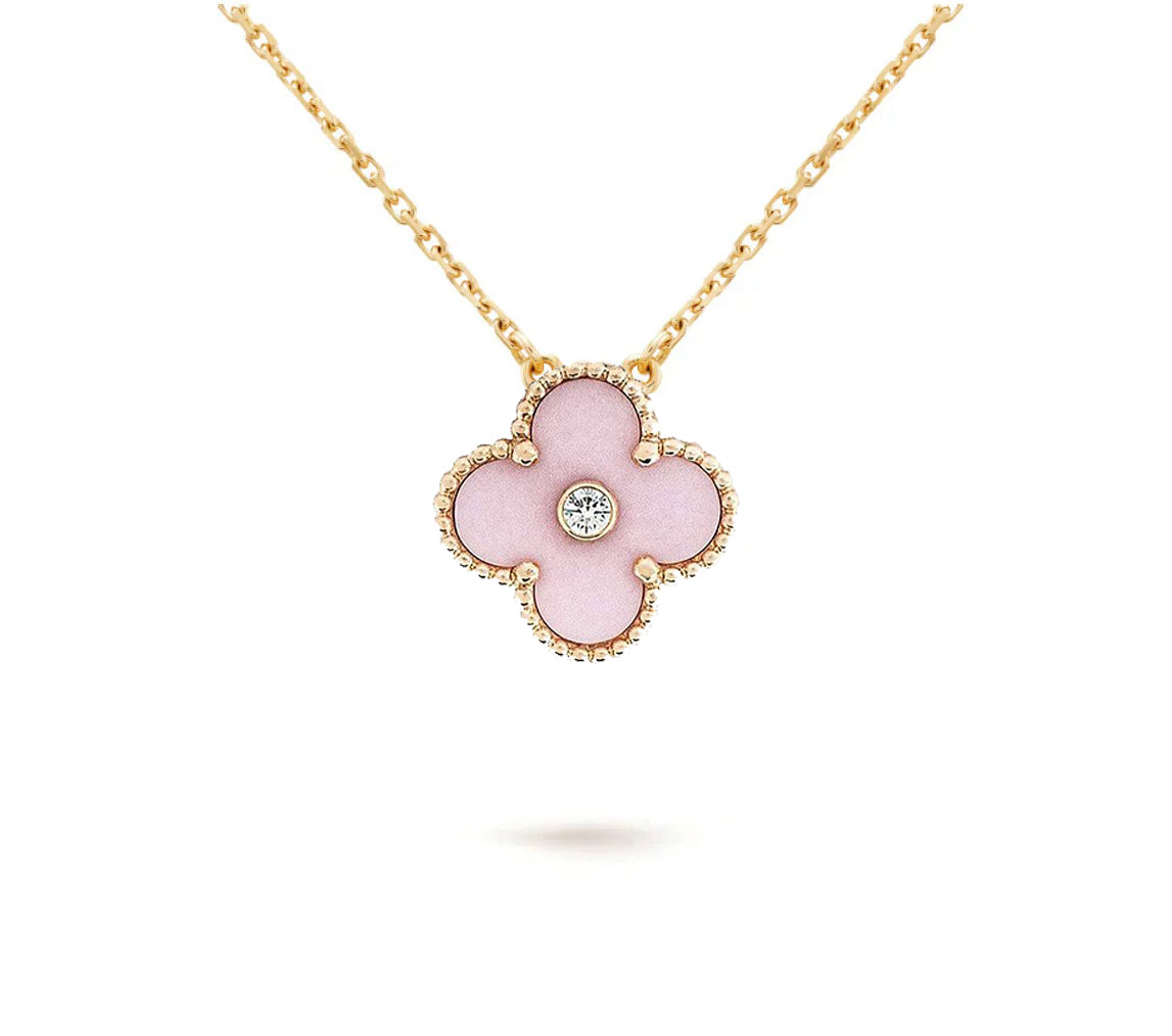 [Elara]LIMITED EDITION CHRISTMAS CLOVER FLOWER NECKLACE - 15MM ANNUAL COLLECTIBLE PENDANT