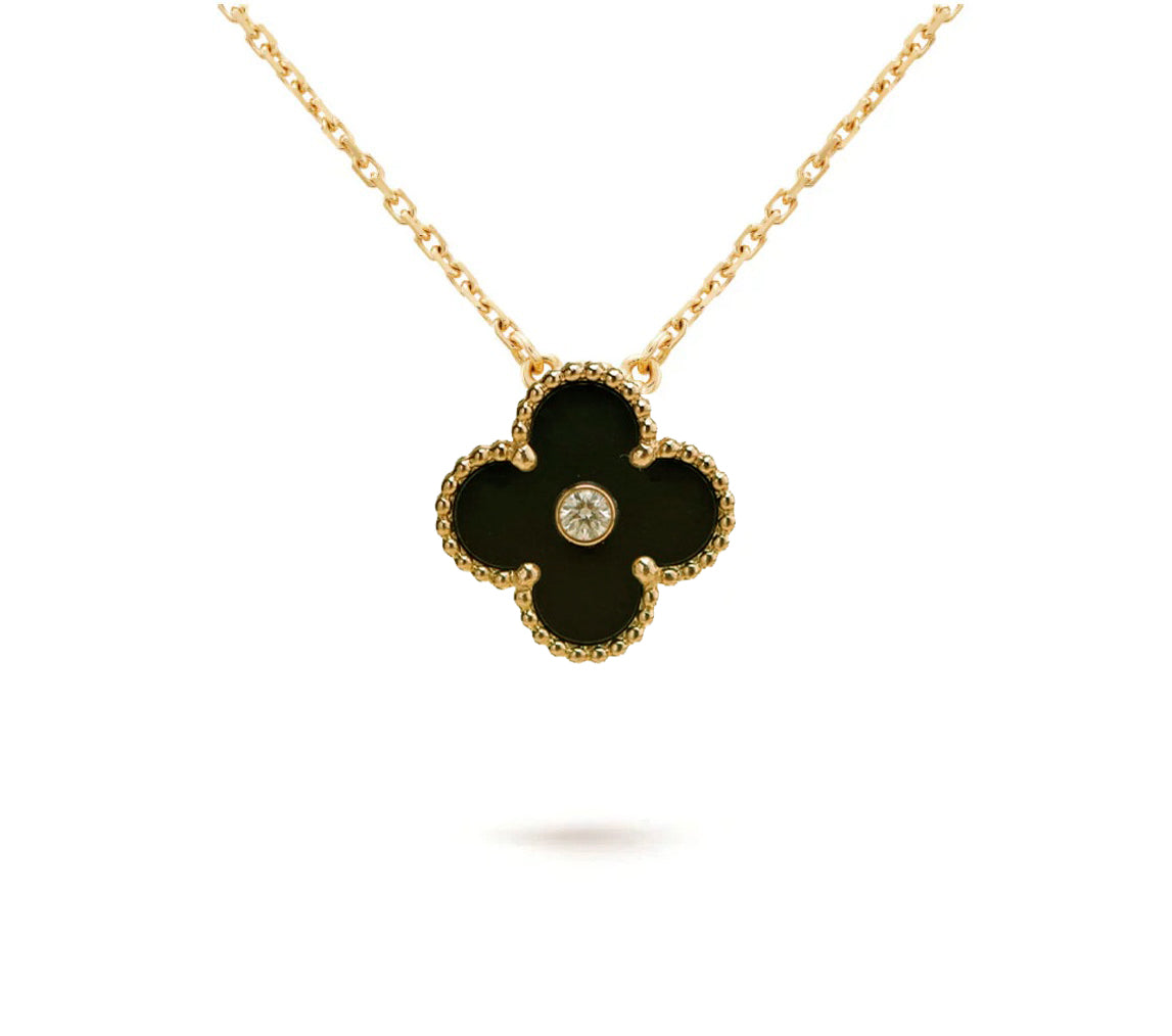 [Elara]LIMITED EDITION CHRISTMAS CLOVER FLOWER NECKLACE - 15MM ANNUAL COLLECTIBLE PENDANT