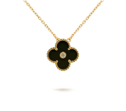 [Elara]LIMITED EDITION CHRISTMAS CLOVER FLOWER NECKLACE - 15MM ANNUAL COLLECTIBLE PENDANT