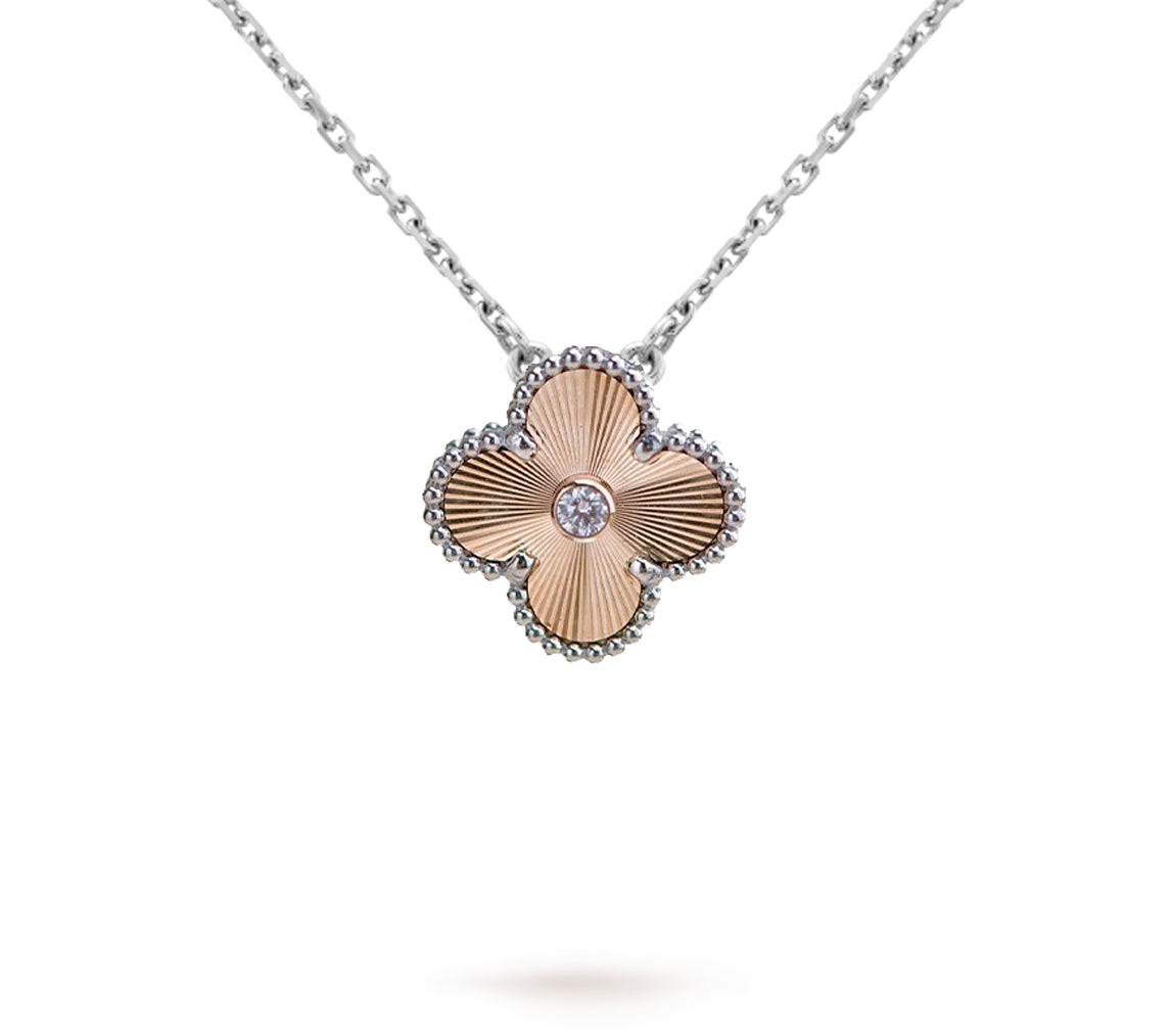 [Elara]LIMITED EDITION CHRISTMAS CLOVER FLOWER NECKLACE - 15MM ANNUAL COLLECTIBLE PENDANT
