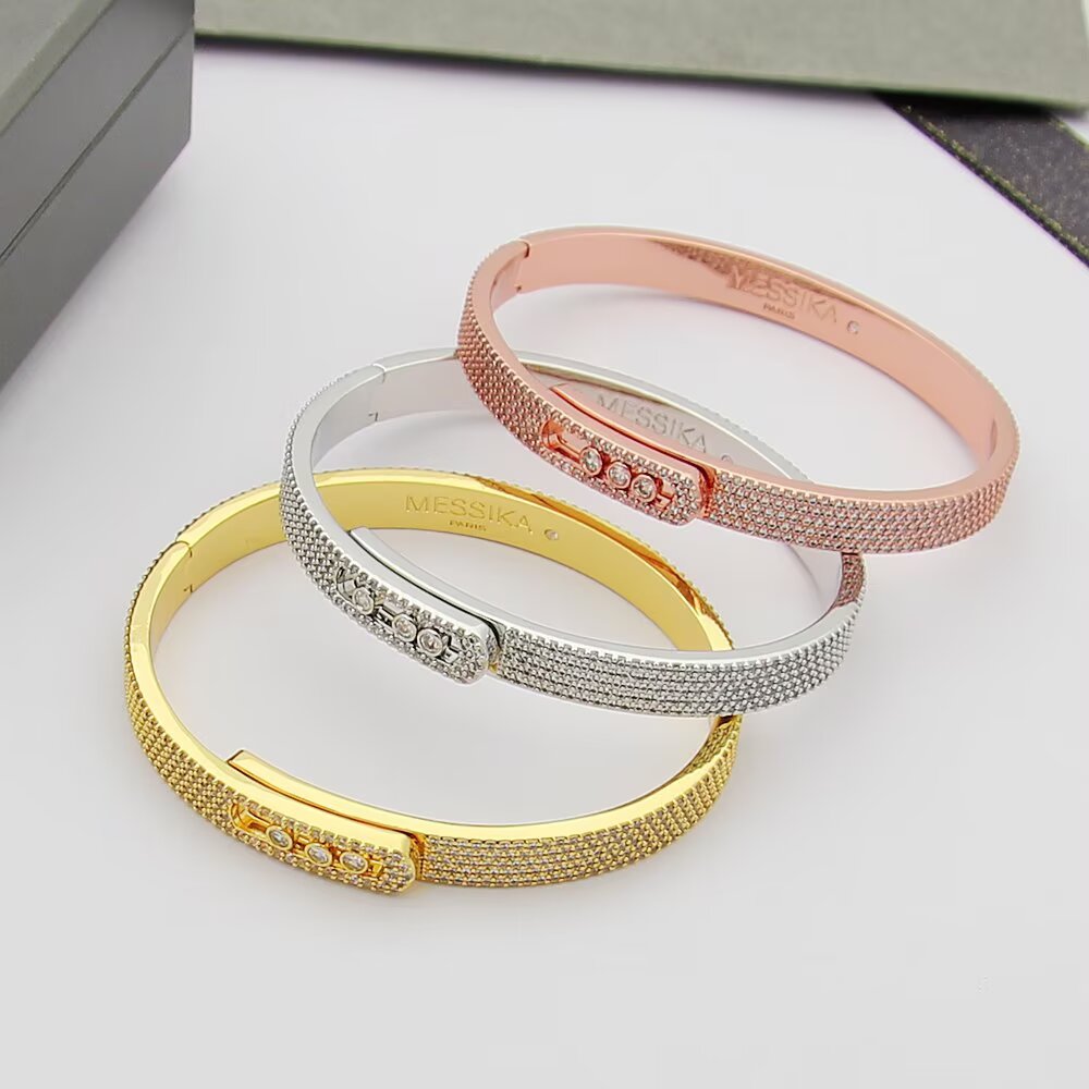 [Elara]ムーブ ノア フルパヴェ ダイヤモンドバングルブレスレット