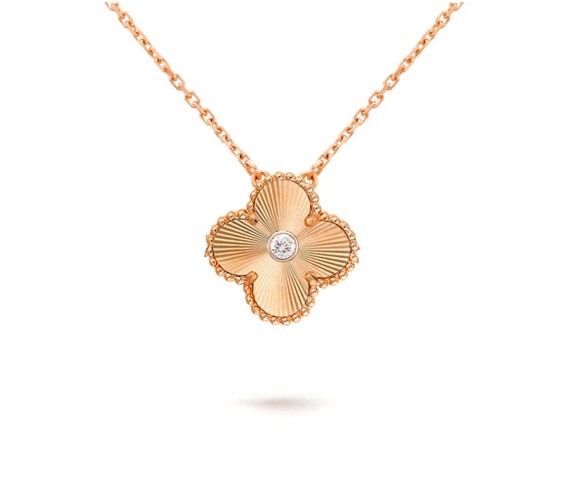 [Elara]15MM CLOVER FLOWER DIAMOND PENDANT NECKLACE COLLECTION