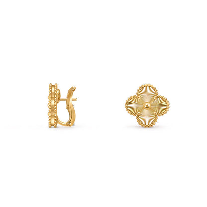 [Elara]15MM CLOVER FLOWER STUD EARRINGS GOLD COLLECTION