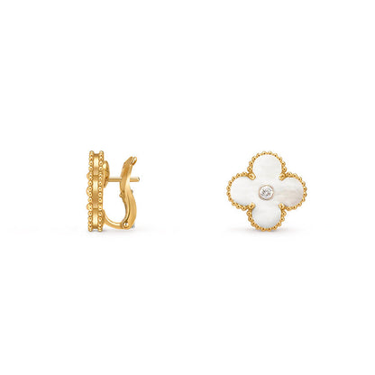 [Elara]15MM CLOVER FLOWER STUD EARRINGS DIAMOND-GOLD COLLECTION