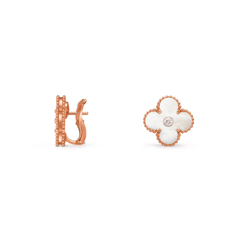 [Elara]15MM CLOVER FLOWER STUD EARRINGS DIAMOND-ROSE GOLD COLLECTION