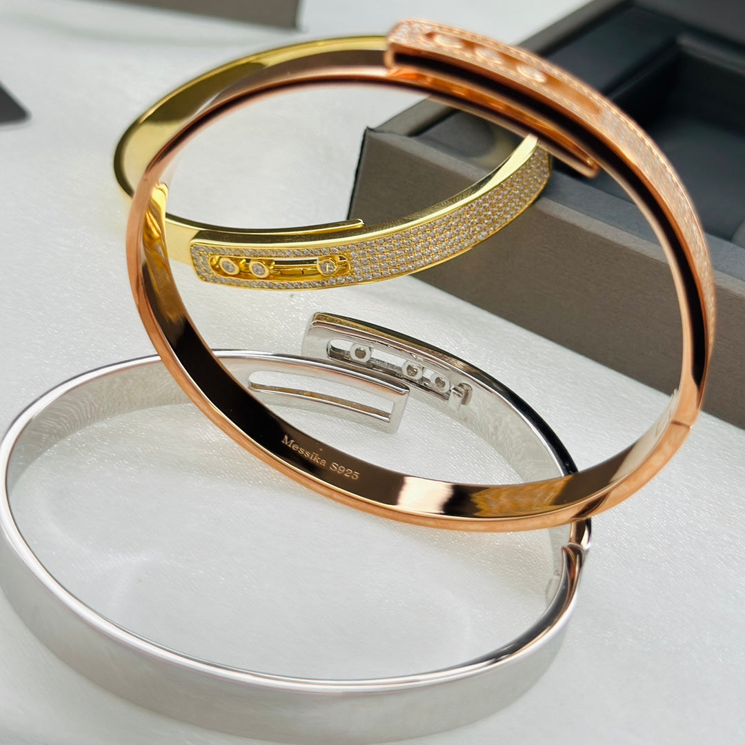 [Elara]MOVE NOA PAVÉ DIAMOND BANGLE BRACELET