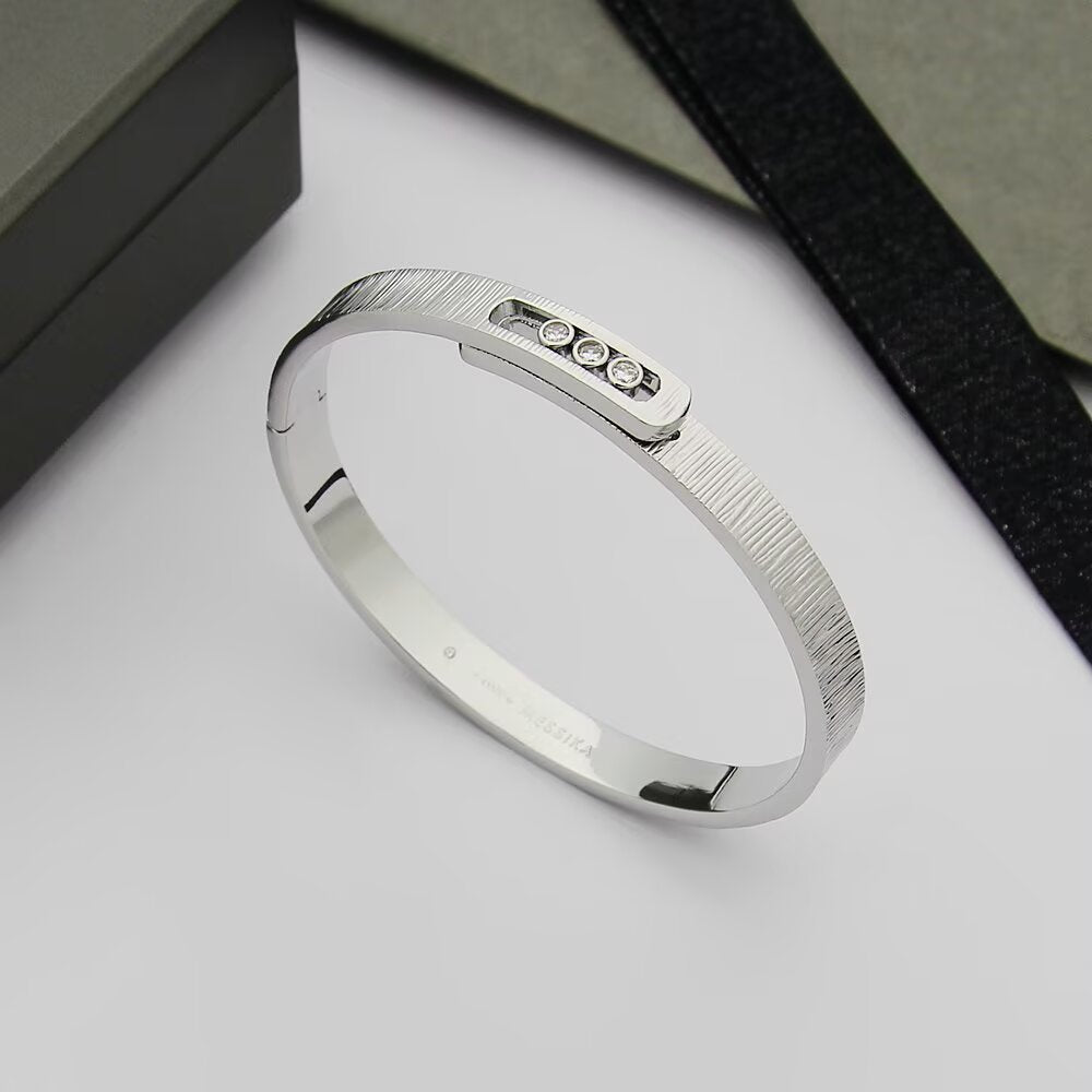 [Elara]MOVE NOA CISELÉ BANGLE BRACELET